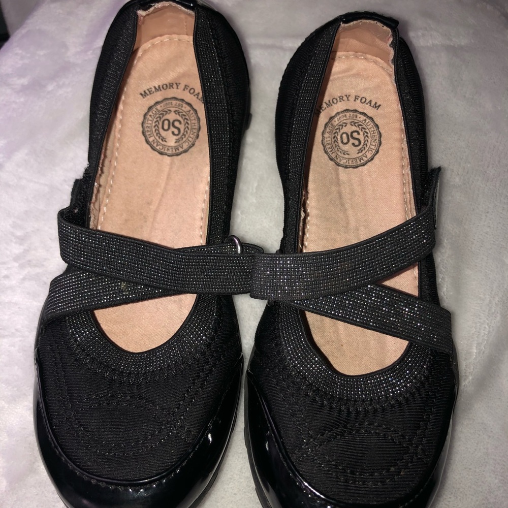 Authentic American Heritage Black and sparkle shoe